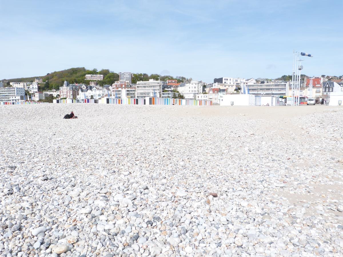 Residence Hoteliere Le Gambetta Le Havre Esterno foto